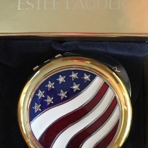 Estée Lauder America the Beautiful Compact